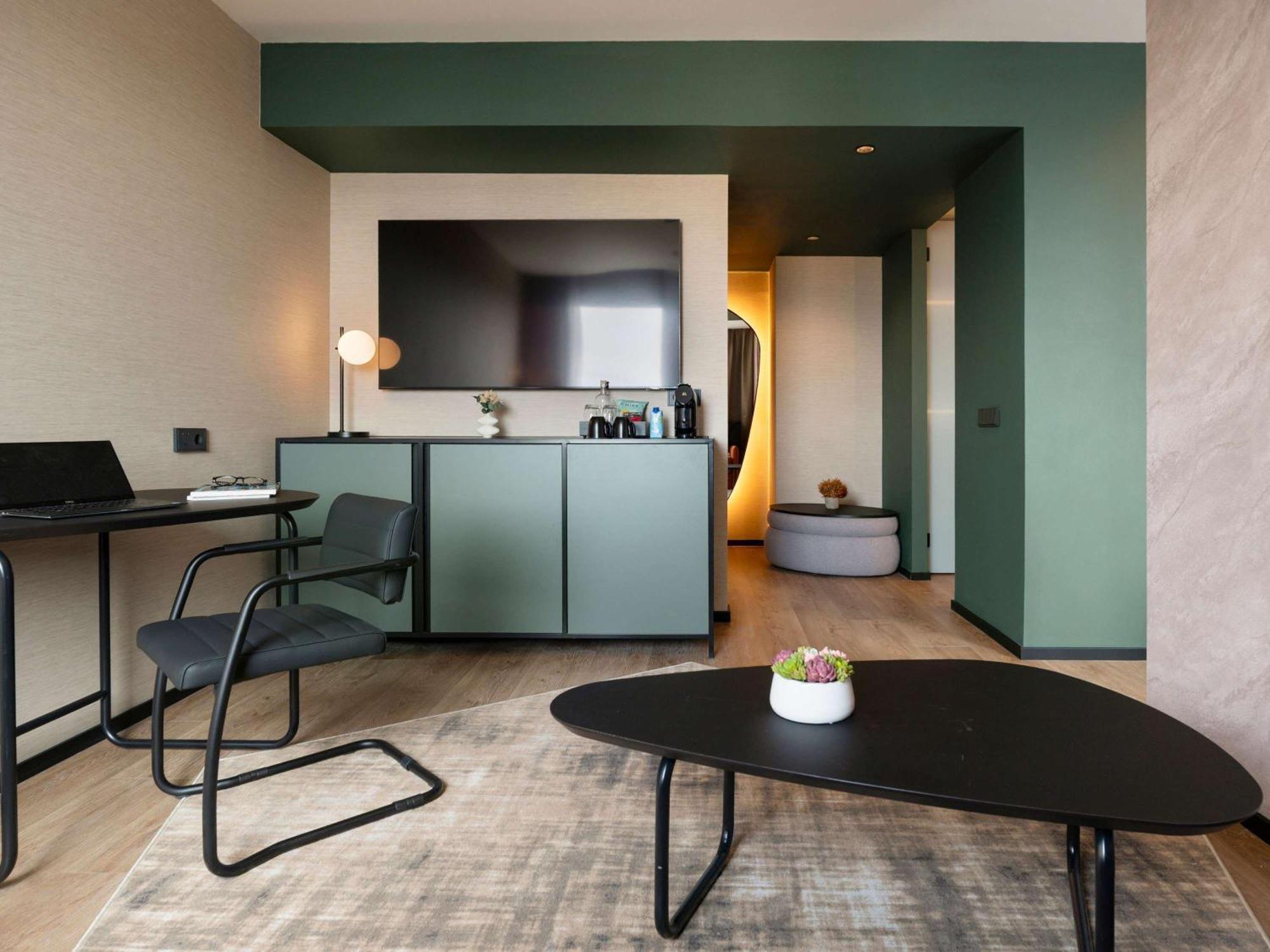 Novotel Valencia Lavant Eksteriør bilde