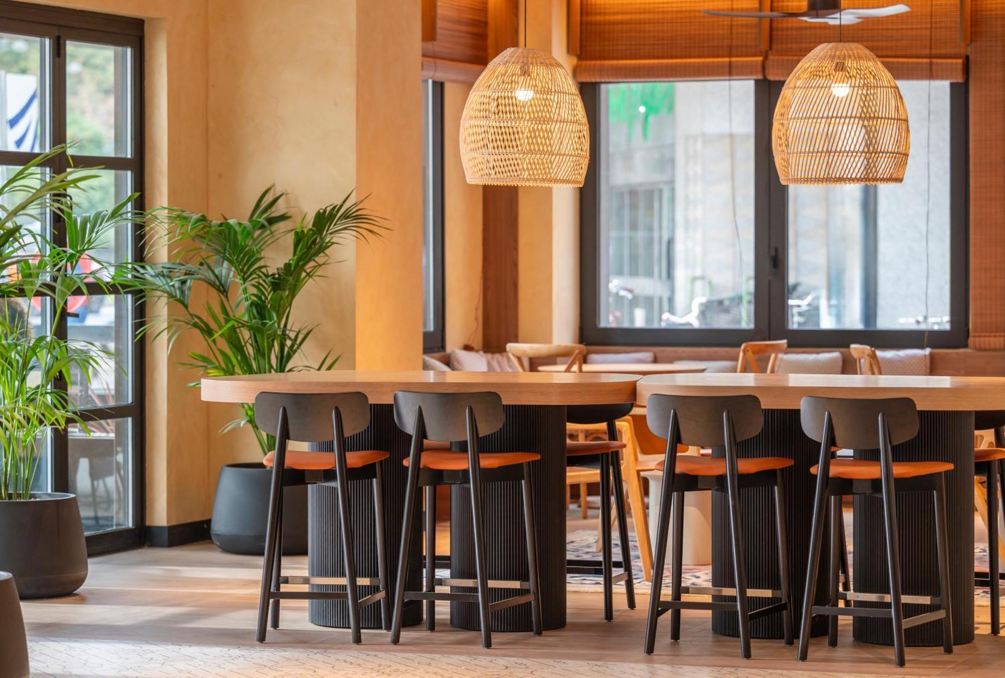 Novotel Valencia Lavant Eksteriør bilde