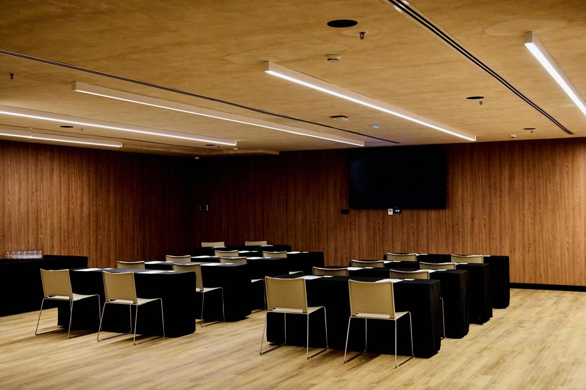 Novotel Valencia Lavant Eksteriør bilde