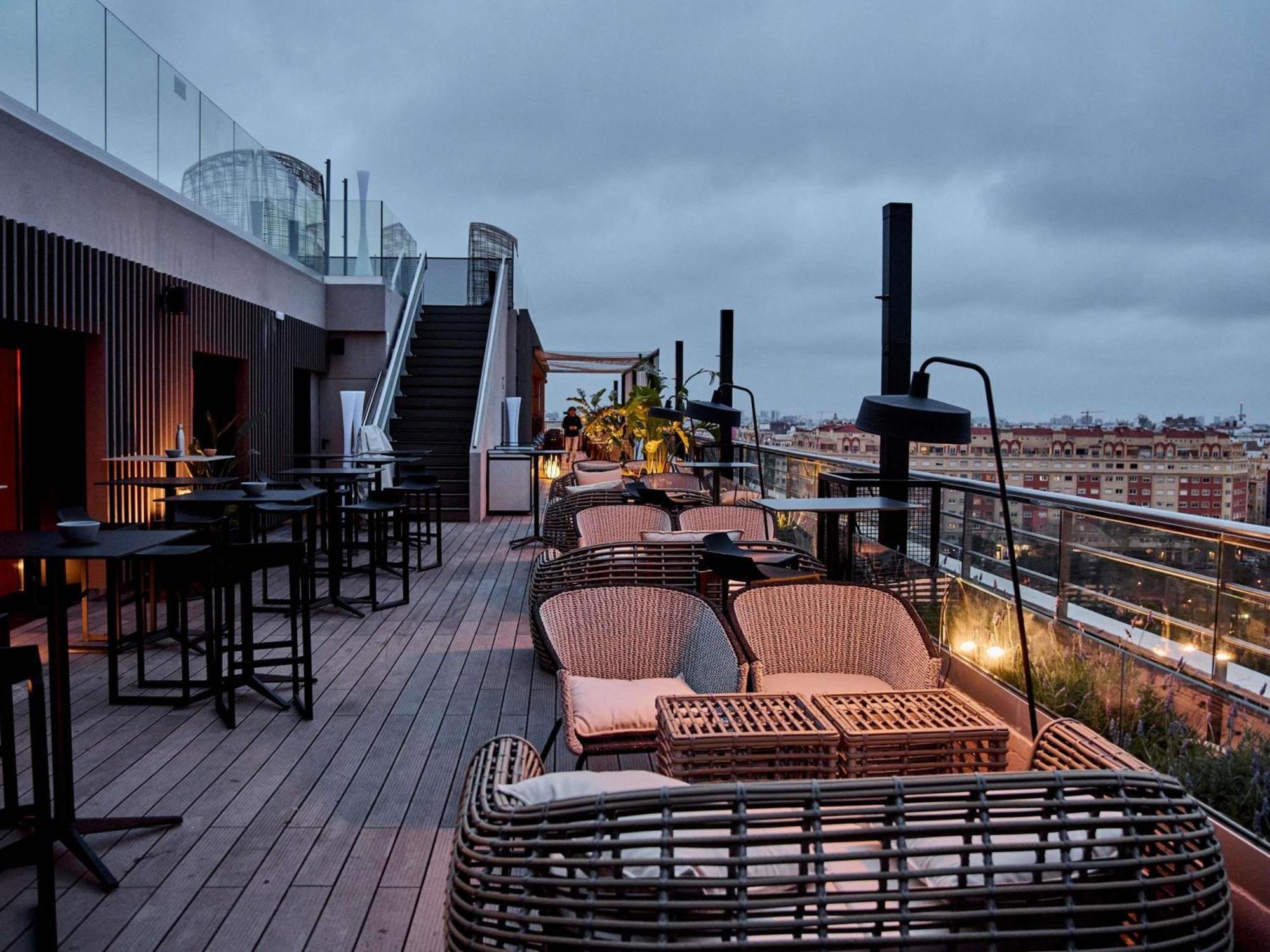 Novotel Valencia Lavant Eksteriør bilde