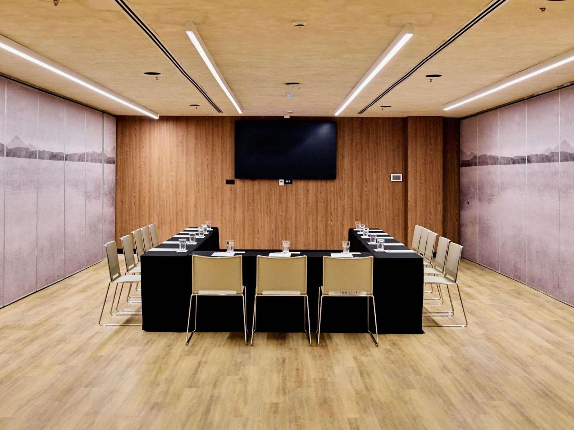 Novotel Valencia Lavant Eksteriør bilde