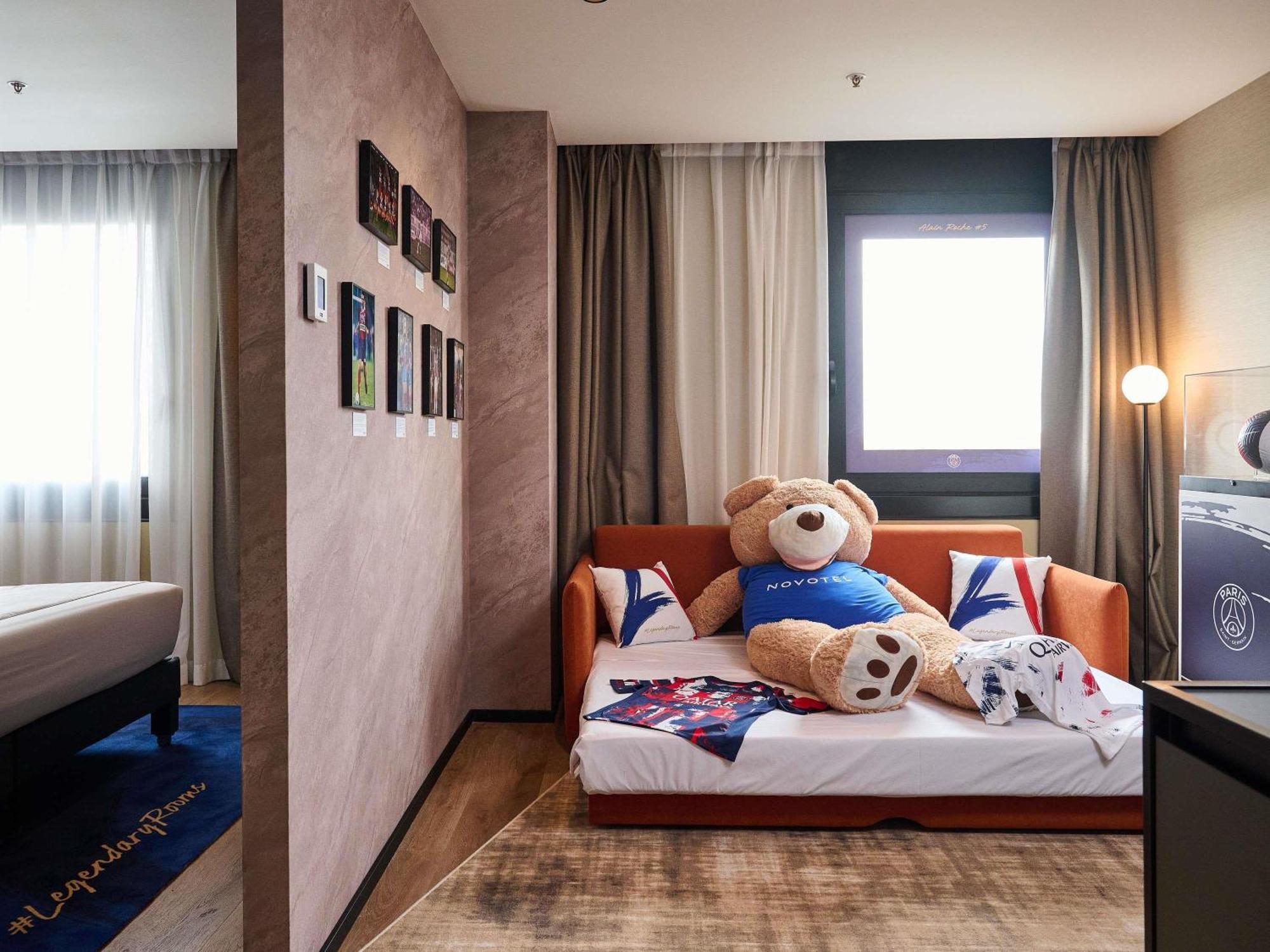 Novotel Valencia Lavant Eksteriør bilde